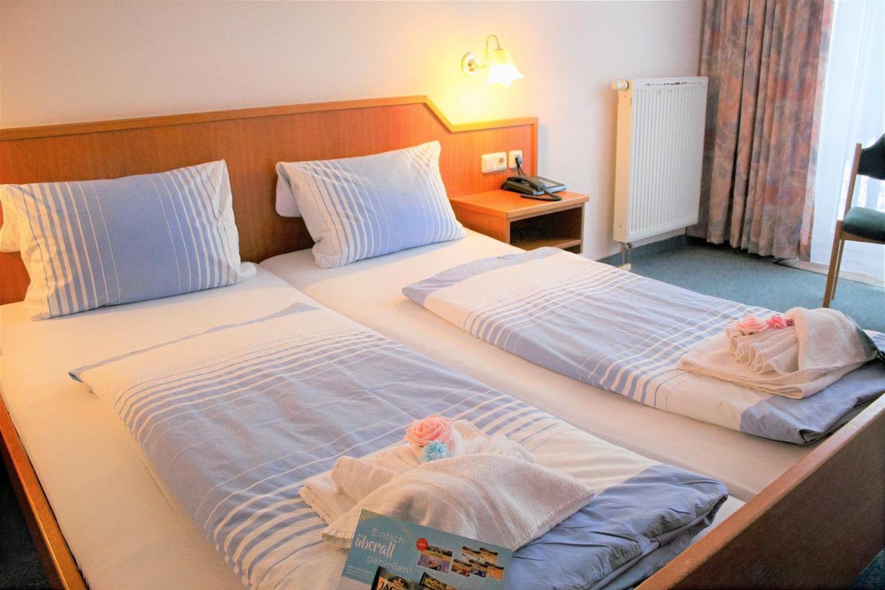 Waldhotel Feldbachtal 伦韦格地区诺伊豪斯 外观 照片